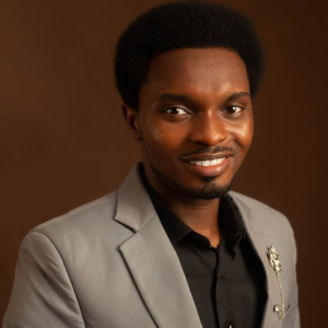 Tosin David Akinto